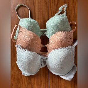 NEW Lace Trimmed Bra Set - Mint, Peach, and Blue